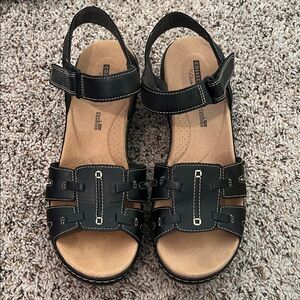 Clarks Black and Tan Women's Sandals